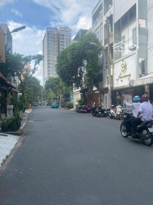 bán nhà 2 mặt tiền đường yên thế, p.2 tân bình khu sân bay, giá tốt