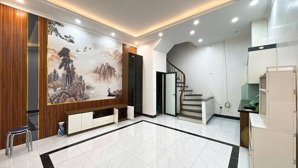 nhà đẹp cực gần phố, duơng văn bé, hai bà trưng 33/48m, 5 tầng, mt 4.9m, giá 8.2 tỷ.