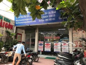 bán nhà mt phan huy ích - tân bình. dt: 9.5x27 nở hậu 11.5m có 3 tầng, pk hoàn mỹ đang thuê/ 30 tỷ