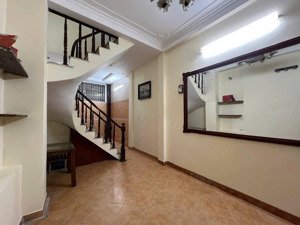 bán nhà phố thái hà, đống đa 4 tầng gânnf phố cách ôtô 10m giá 9,5 tỷ.