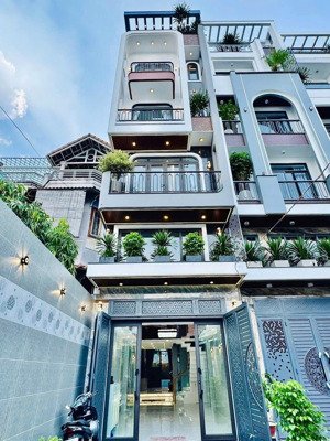 cần bán gấp nhà hẻm 6m đường tô hiến thành-quận 10. giá 4tỷ190/72,6m2 thuê 24tr. gần vạn hạnh mall