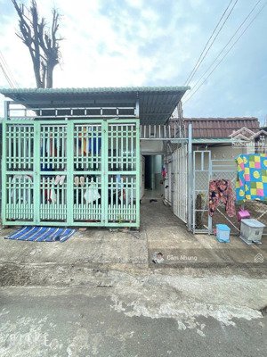 hot bán dãy trọ thu nhập 12tr/thang tại bến cát, dt 196m2, gía : 4ty2, shr, lh : 