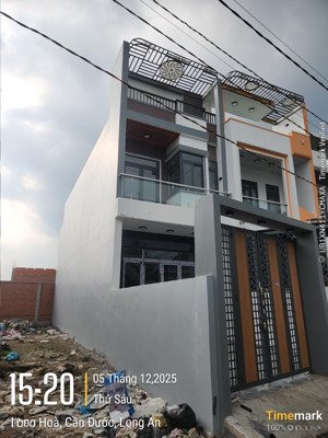 nhà riêng 2,35 tỷ, 4,5x25, 110m2 tại đt 835d, long hòa, giá tốt, chính chủ, kdc đông đúc