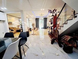 nguyễn thị thập -p.tân mỹ -duy nhất 1 căn biệt thự- ngang khủng 8m -4tầng btct-dt:138m2-chào: