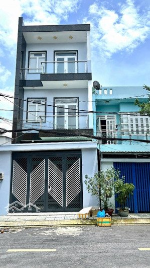 chính chủ - bán nhà 4 tầng, hẻm 9m, vài bước ra đường lê văn lương, 6.3 tỷ