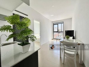 1 phòng ngủ + 1 phòng khách - tách bếp ngay cầu thanh đa - có thang máy - được nuôi pet