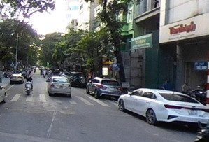 siêu phẩm mặt phố quán thánh tuyến kết nối ba đình hoàn kiếm, lưu lượng người qua lại lớn