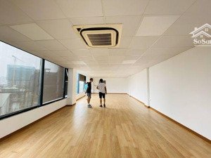 cho thuê văn phòng 60m2 , giá 9.5 triệu tại phố khuất duy tiến, thanh xuân, view thoáng