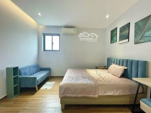 trống sẵn căn hộ 1 phòng ngủ 50m2 ngay trường sa q3