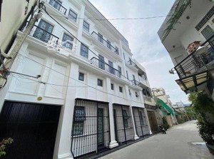 chdv 200m2 phạm văn đồng 20 phòng dòng tiền 70tr ngay thủ đức chỉ 12 tỷ hơn