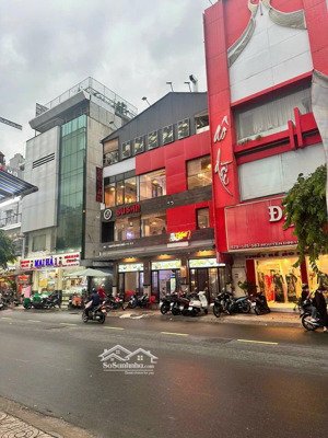 bán nhà góc 2 mặt tiền nguyễn trãi, quận 5. diện tích: 8m x 20m, 5 tầng. giá bán 45 tỷ