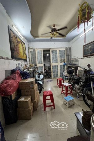 bán nhà hxh phú thọ,p.1,q.11,dt: 3,9 x 12 nhà xây 3 lầu 6 tỷ 6.