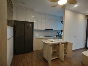 sky oasis bán ch 83m2, 3pn 2vs, tầng trung, view thoáng, đầy đủ nội thất, giá 5.950 tỷ bp