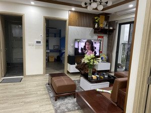 central lake: 70m2 2pn2vs, hướng đông nam, view hồ, giá 5 tỷ bao phí, lh: zalo)