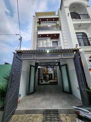 bán nhà 58mv tại đường huỳnh tấn phát, xã nhà bè. lhe gặp ti để xem nhà và tl với chủ.