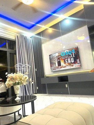 tôi chính chủ cần bán nhà 3 tầng mặt tiền vũ quỳnh, thanh khê tây, thanh khê