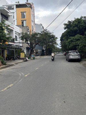 bán lô đất mặt tiền đường 10m5 lê tấn trung dt 100m ngang 5m