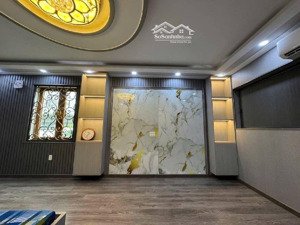 góc 2mt gò vấp 55m2 5 tầng mới 9 tỷ gần sông vàm thuật 6pn 7wc full nt