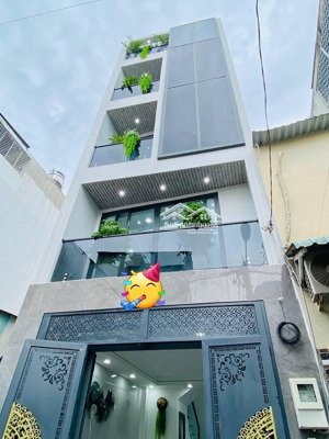 căn duy nhất - diện tích khủng -nở hậu - 2 mặt tiền trứơc sau (2 mặt cửa) thang máy - hẻm xe hơi