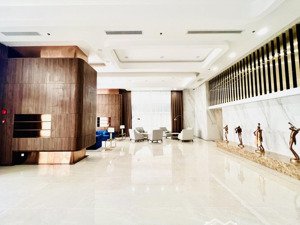 căn hộ 2pn - tầng 8 view đẹp giá 6,6 tỷ - bàn giao nhà ngay - ngân hàng cho vay 70%. ch đang làm sổ