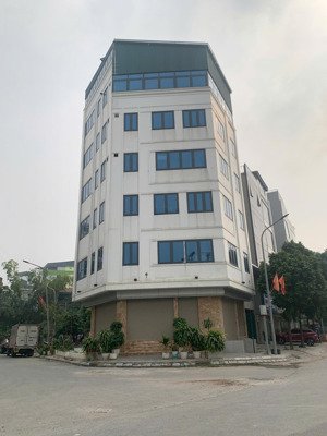 ccmn trịnh văn bô |phân lô |lô góc | oto tránh đỗ ngày đêm | 66m | 7 tầng thang máy | 18.6 tỷ |pccc