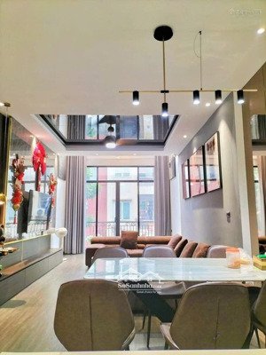 phân lô cầu diễn | tđc kiều mai |52m2 | 5 tầng | 15.3tỷ | sát ga tàu điện | vỉa hè | ô tô tránh