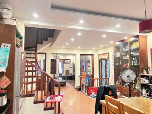 bán nhà ba đình lô góc 98m2 x 5t, 33.5 tỷ ô tô tránh đỗ, an ninh tốt, trung tâm, dân trí cao