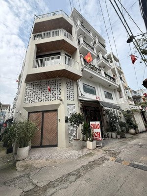 nhà hẻm oto nguyễn trọng tuyển thông nguyễn đình chính- khu đáng sống phú nhuận.