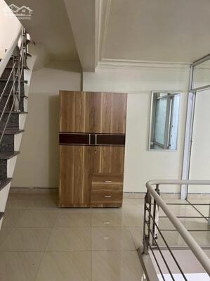 M986: Cho thuê nhà Thư Trung Văn Cao: