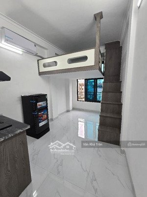 bán toà ccmn siêu hiếm hào nam đống đa 8 tầng thang máy 70m² dòng tiền 1.4 tỷ/năm, giá 25 tỷ