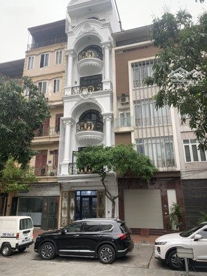 chính chủ bán gấp nhà 55m2 phân lô đường hoàng công chất, 3 thoáng, vỉa hè, ô tô tránh, giá 15 tỷ.