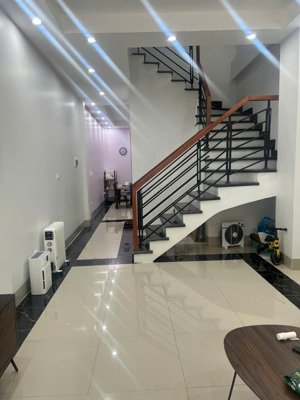 bán nhà 4 tầng phúc đồng, long biên, nhà mới tinh, thiết kế sang xịn, gần vin, tiềm năng đầu tư cao