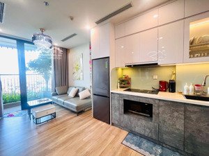 toà r2 swanlake residen, dt 64m2 2pn2vs, ban cong quanh nhà, full nội thất cao cấp. giá 5ty150tr