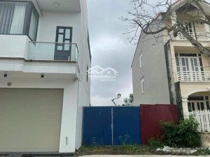 bán đất mặt đường phạm văn đồng( đường 353) tân thành dương kinh, hp