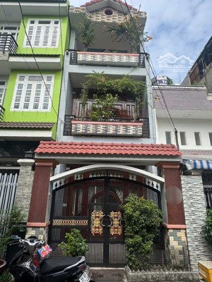 cần bán gấp nhà hxh lê đức thọ, p 15, gò vấp, 4x17m, 2 lầu, 7,9 tỷ