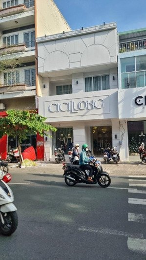 mặt tiền võ thị sáu (9mx20m) nhà 3 tầng, hđ thuê: 150 tr/tháng, giá tốt chỉ 40 tỷ