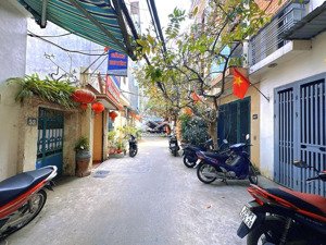 bán nhà riêng tại yên hòa, cầu giấy, hà nội, 9,5 tỷ, 40 m2 giá tốt chỉ với