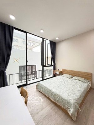 siêu phẩm 2pn 80m2 phan xích long phú nhuận giá 12tr3 thuận tiện di chuyển q1,3 - full nt cao cấp