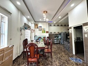 bán biệt thự mặt tiền thạnh lộc 27 quận 12, 105m² ngang gần 7m, chính chủ lâu đời giá 8.2 tỷ