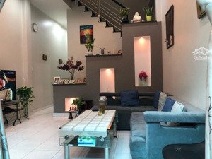 nhà 2 tầng 4m*16m sổ vuông, hẻm 1 sẹc gần mặt tiền đường số 6, chỉ nhỉnh 6tỷ