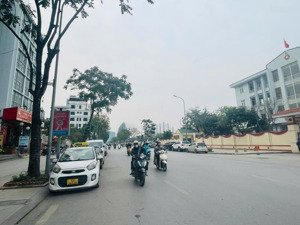 bán nhà mặt phố lê trọng tấn, 41 tỷ, 70 m2, 5 tầng, 6pn, 4wc, pháp lý đầy đủ, uy tín.