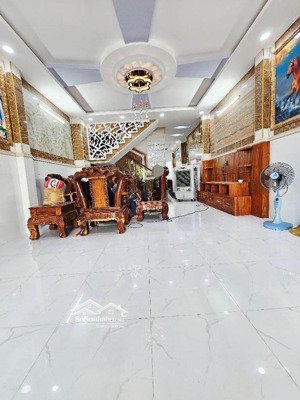 mặt tiền đường kinh doanh - 85m2 (5m x 17m)- đường 12m - 4 tầng 4pn 5wc - an dương vương - hơn 9 tỷ