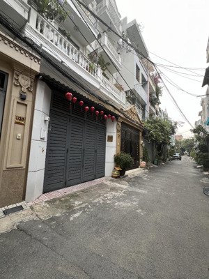 nhà đẹp full nội thất, hẻm xe tải thông, ô tô ngủ trong nhà, lê đức thọ cạnh trường cấp 3