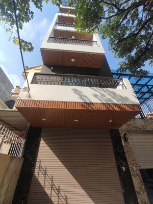 nhà mới đón tết tại khâm thiên 45m2 7 tầng thang máy x mt4m - 50m ra phố.