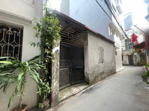 bán đất ngõ nông gần phố 25 tỷ 100m mt 6,8m ô tô 7 chỗ đỗ cửa lạc long quân tây hồ