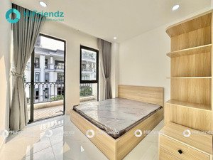 phòng ngủ tách bếp- full nội thất - ban công rộng - view chill