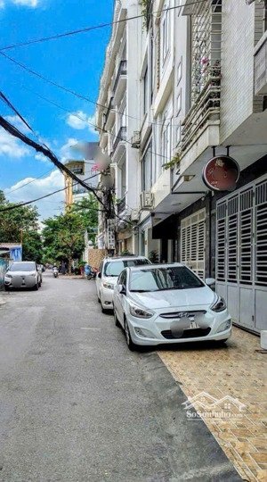 kiến hưng ô tô đỗ cửa giá 6.8t.ỷ, hà đông gần hồ, dân trí cao
nhà xây chắc chắn, ngõ rộng