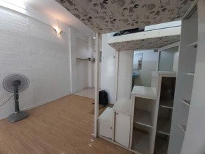 quận 3 cc 86 trương quyền căn góc tầng 2 view đẹp shr vĩnh viễn giá 1,8tỷ