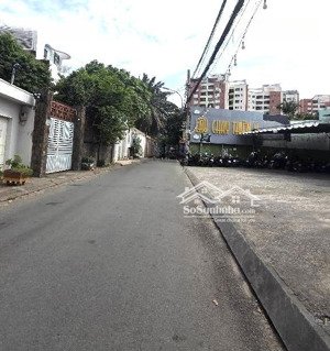 chủ gấp bán nhà 2 tầng mặt tiền kinh doanh khu vip hoàng diệu 2 - gần vincom thủ đức - giá 10,6 tỷ