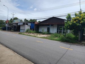 4 lô đất tốt phù hợp xây căn nhà mát ở mặt tiền trục chính thiện nghiệp (mũi né mới)